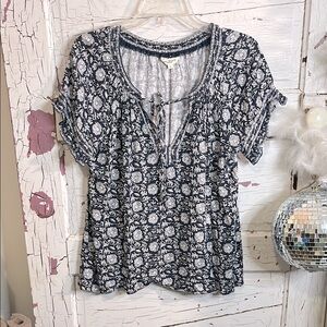 MAX STUDIO London Lg Tie Front Too Ruffle Sleeve Asian Flower Design